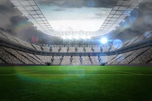 Velký fotbalový stadion se světly — Stock fotografie
