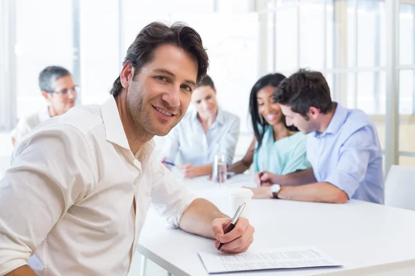 Empresário no local de trabalho — Fotografia de Stock