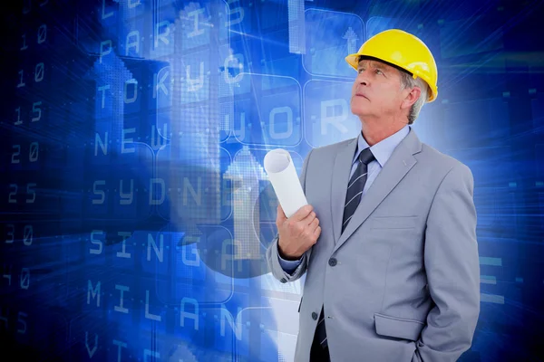 Mature architect taking close look — Stock Photo, Image