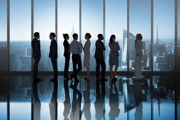 Business colleagues talking in room — Stock Photo, Image