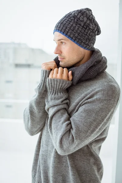 Handsome man in warm clothing — Stock Photo, Image