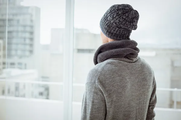 Handsome man in warm clothing — Stock Photo, Image