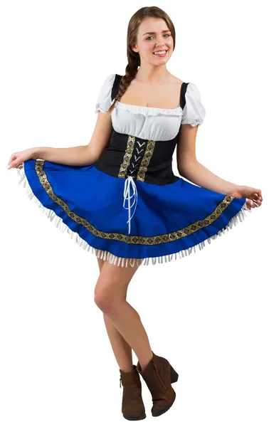 Oktoberfest chica extendiendo su falda — Foto de Stock