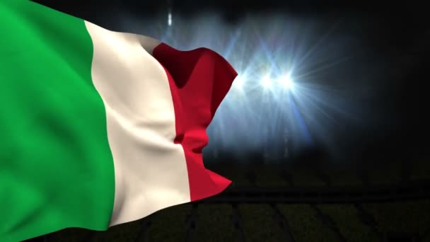 Grande bandiera nazionale italiana sventola — Video Stock