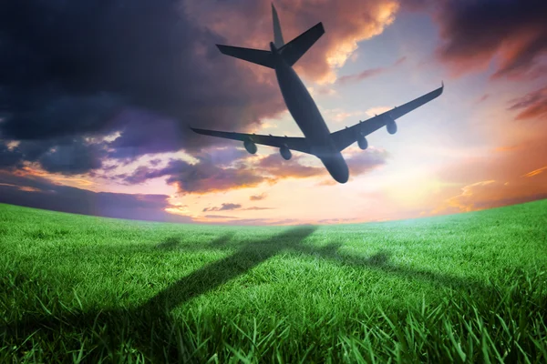 Airplane taking off — Stock Photo, Image