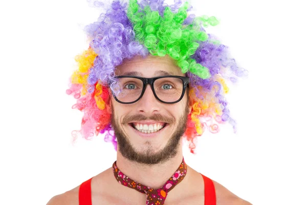 Nördiga hipster i afro rainbow peruk — Stockfoto