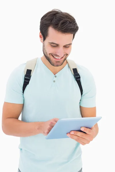 Schöner Student mit seinem Tablet-PC — Stockfoto