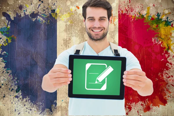 Öğrenci gösteren tablet karşı Fransa bayrağı — Stok fotoğraf