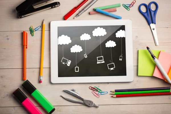 Digital tablet på studenter skrivbord — Stockfoto