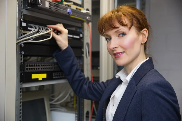 Pretty computer technician — Stock Photo, Image