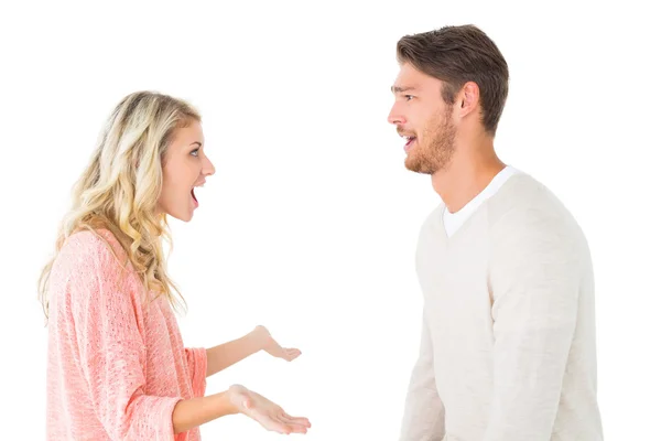 Attraktives Paar spricht über etwas Schockierendes — Stockfoto