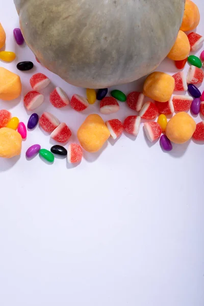 Skład Dyni Halloween Cukierki Trick Lub Leczyć Miejsca Kopiowania Białym — Zdjęcie stockowe