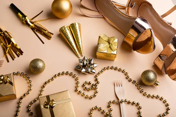 Vue Aérienne Diverses Décorations Noël Avec Des Chaussures Collier Féminins — Photo