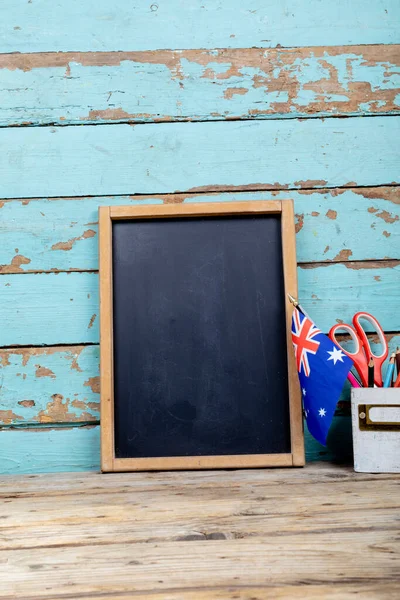 Blank Writing Slate Australia Flag Desk Organizer Blue Wooden Wall — Stock Photo, Image