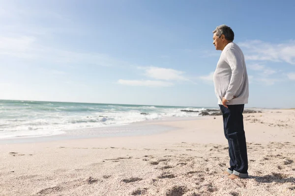 Side View Biracial Senior Man Standing Shore Looking Horizon Sea — Stock Photo, Image