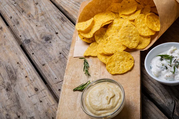 Close Crunchy Chips Two Dipping Sauces Served Serving Board Table — Stock Photo, Image