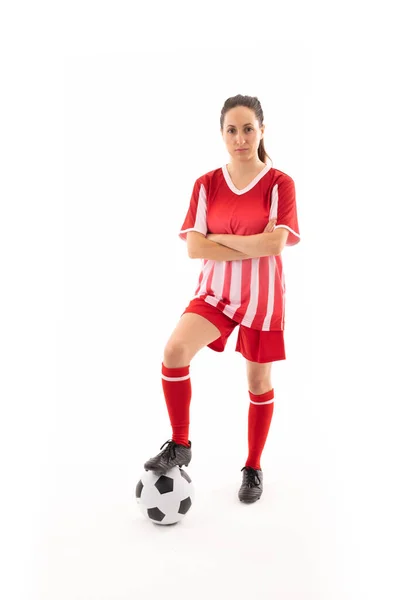 Retrato Una Joven Jugadora Caucásica Pie Con Los Brazos Cruzados — Foto de Stock