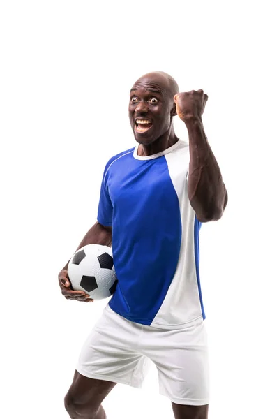 Emocionado Joven Afroamericano Macho Celebración Pelota Gol Sobre Fondo Blanco — Foto de Stock