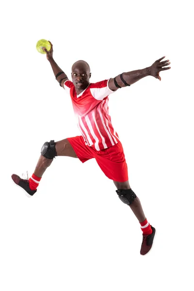 Jugador Balonmano Afroamericano Saltando Mientras Lanza Pelota Contra Fondo Blanco — Foto de Stock