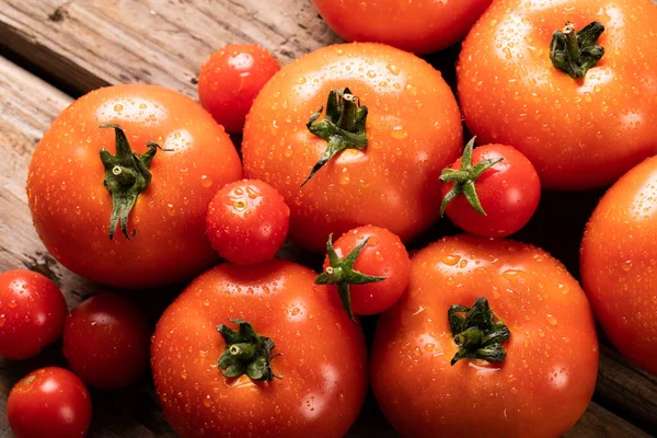 Directly View Fresh Red Tomatoes Water Drops Table Unaltered Organic — Stock Photo, Image