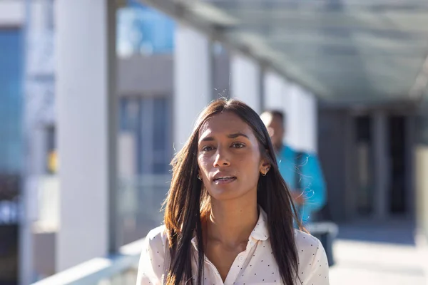 Young Biracial Beautiful Businesswoman Walking Modern Workplace Corridor Sunny Day — Stock Photo, Image