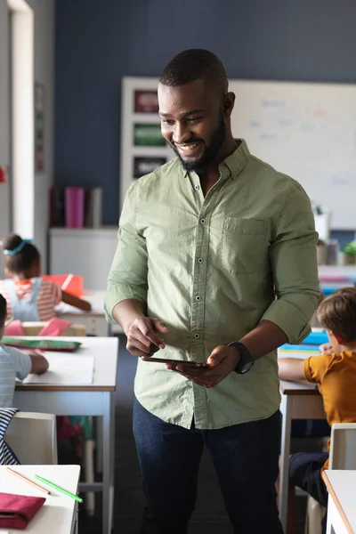 Smiling African American Young Male Teacher Digital Tablet Standing Multiracial — Stock Photo, Image