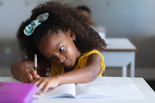 Close African American Elementary Schoolgirl Drawing Line Book Desk Classroom — Stock Photo, Image