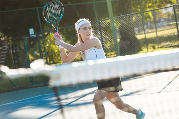 Young Beautiful Caucasian Athlete Playing Tennis Court Sunny Day Unaltered — Stockfoto