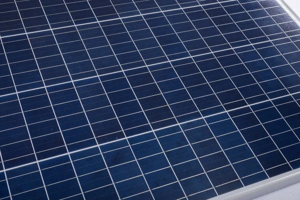 Hohe Nahaufnahme Eines Blauen Solarmoduls Mit Weißem Gittermuster Kopierraum Solarenergie — Stockfoto