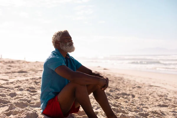 Thoughtful Bearded African American Senior Man Gray Hair Sitting Sandy — Stock Photo, Image