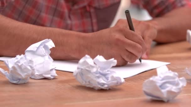 Casual Businessman Writing Notes Paper Office — Stock Video