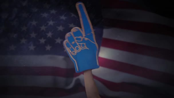 Modell Kezemet Támogatója Hab Amerikai Zászló Háttérben — Stock videók