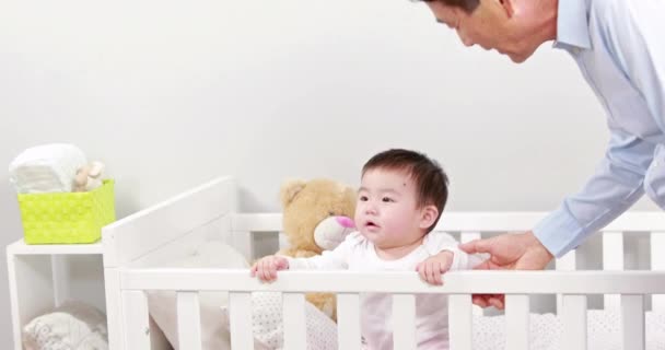 Ázsiai Atya Gyermeke Otthon Formátum Kiváló Minőségű — Stock videók