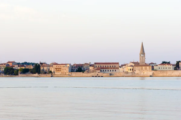 Porec v rozbřesku slunce — Stock fotografie