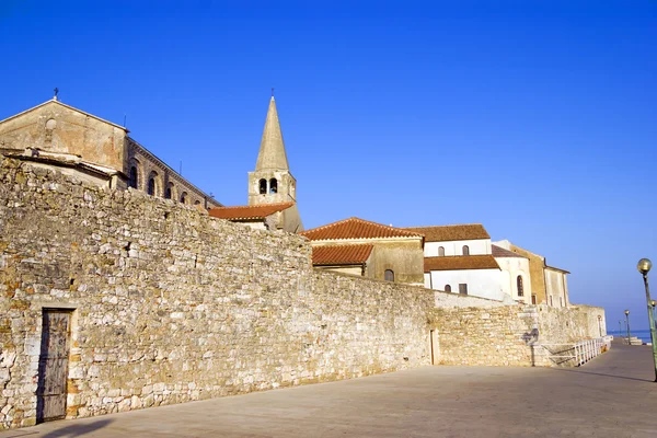 Porec - vieille ville adriatique de Croatie, région d'Istrie. Populaire tou — Photo