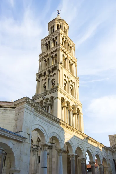 Diocletian palace ruins and cathedral bell tower, Split, Croatia — Stock Photo, Image