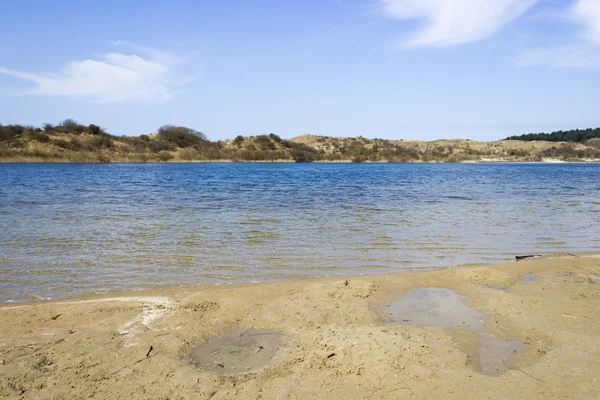 Sjön, national park zuid kennemerland, Nederländerna — Stockfoto