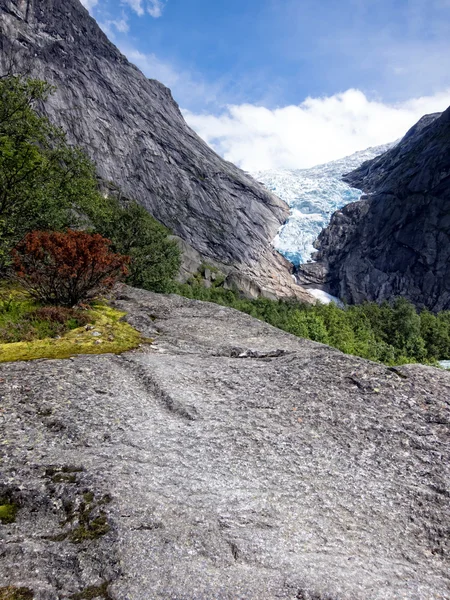 Briksdalsbreen glacier, Norway — Stock Photo, Image