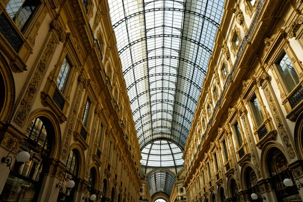 Galleria Vittorio Emanuele II em Milão — Fotografia de Stock
