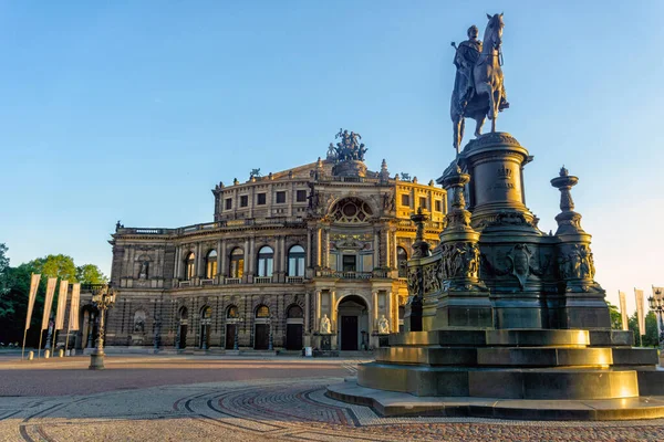 Semper Opera in Dresden — Stock Photo, Image