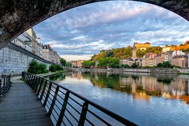 Lyon 'da güzel bir sabah