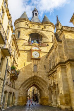 The gate and towers Grosse ClocheBig Bell, Bordeaux, France