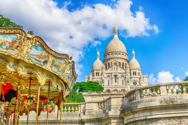 프랑스 파리의 몽마르트르 언덕에 아름다운 사크레 대성당 — 스톡 사진