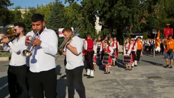 Tulcea Romania August Bulgarian National Costumes Parade International Folklore Festival — Stockvideo