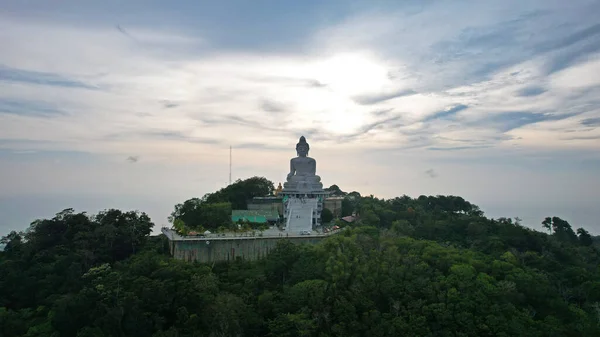 Drone Vista Del Gran Buda Tailandia Gran Buda Está Sentado —  Fotos de Stock