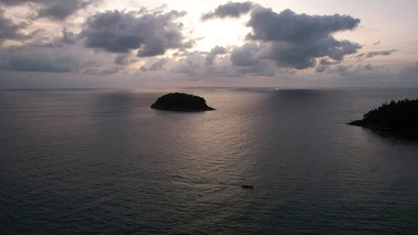 Beautiful Sunset Clouds Sea Island Small Thai Ship Sailing Clouds — Stock Photo, Image