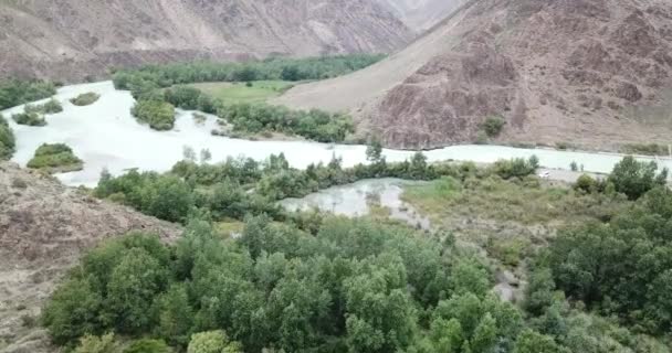 Barragem Com Grande Pressão Descarga Água Barragem Disparar Com Drone — Vídeo de Stock