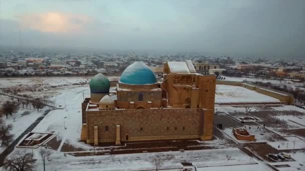 Mausoleum Khoja Ahmed Yasawi Turkestan Top View Drone Winter Evening — Stock Video