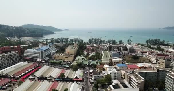Widok Drona Miasta Patong Wyspa Phuket Domy Różnej Wysokości Stoją — Wideo stockowe