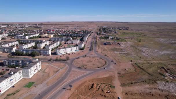 Het Kleine Stadje Balkhash Een Uitzicht Vanaf Een Drone Zijn — Stockvideo